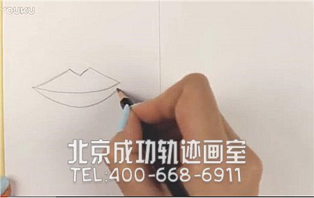 素描入門(mén)：唇部素描的畫(huà)法步驟視頻教程