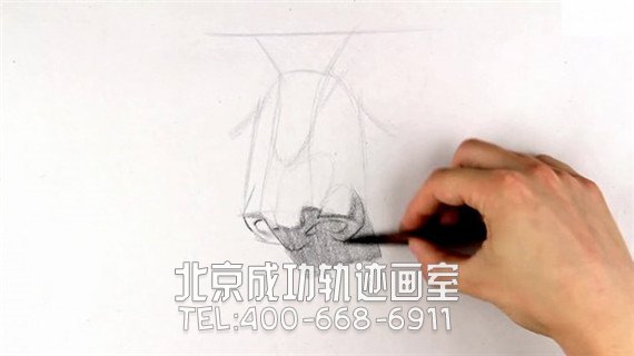 素描鼻子畫(huà)法步驟圖片教程